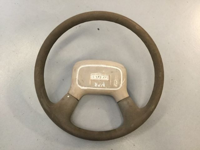 Isuzu N-Series mulitable Steering Wheel