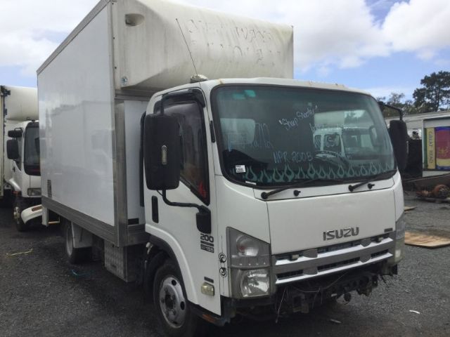 Isuzu N-Series NPR NPR 200