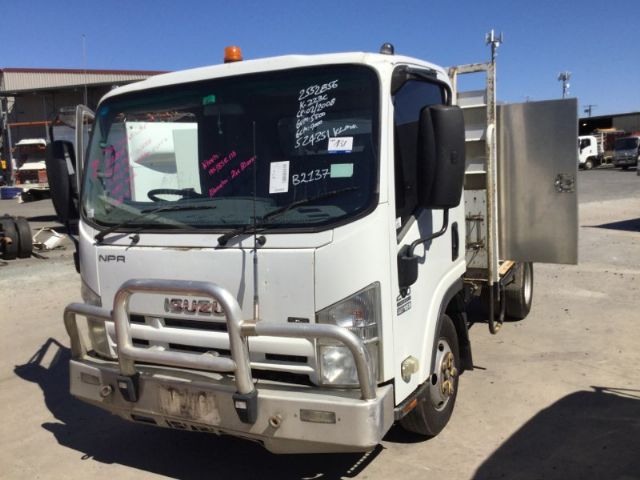 Isuzu N-Series NPR NPR75 2008-2011 Euro 4