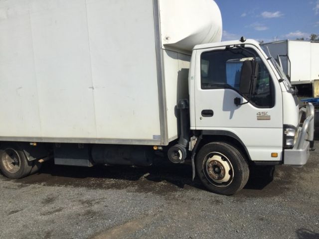 Isuzu N-Series NQR NQR 450