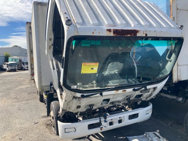 Isuzu N-Series NPR NPR75 2008-2011 Euro 4
